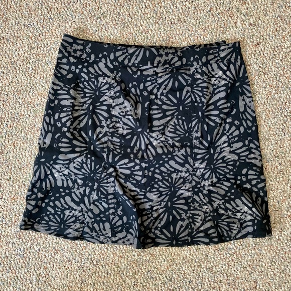 2 Piece Matching Ripskirt & Sun Scarf NWT - Picture 2 of 11